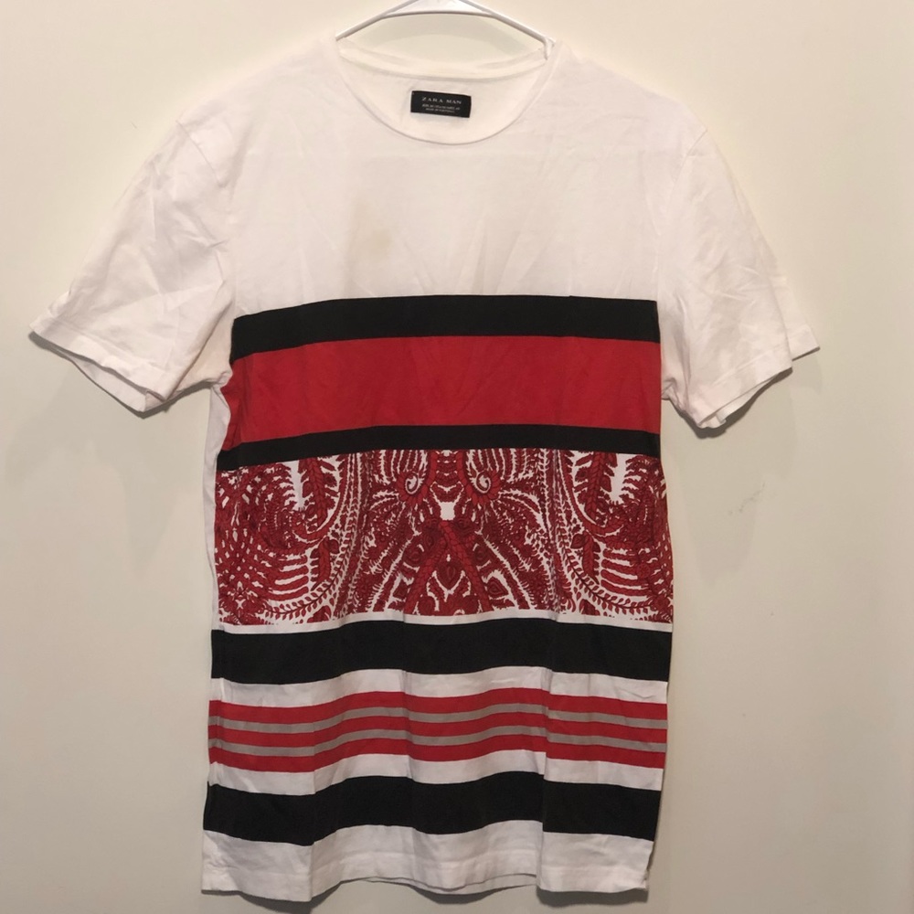 Zara Men’s Medium Paisley Tee